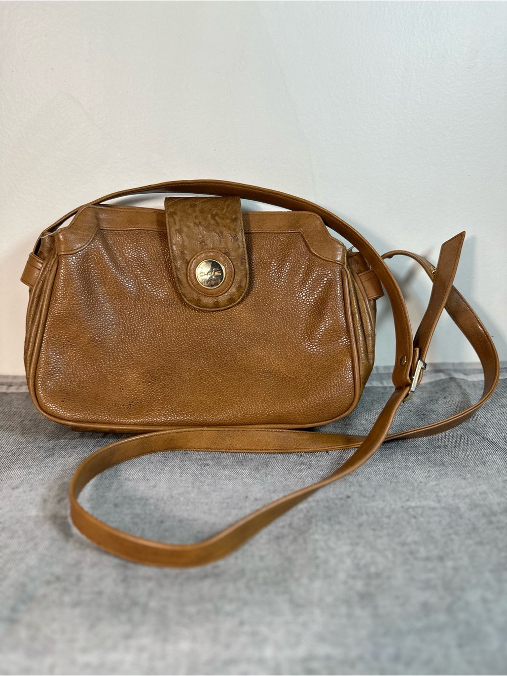 Vintage Chaus Brown Leather Crossbody Bag Ostrich Embossed Shoulder Purse